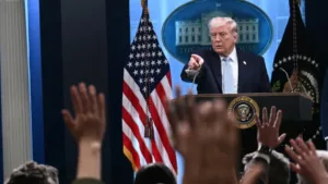 Donald Trump anuncia que vai estender cessar-fogo com o Irã