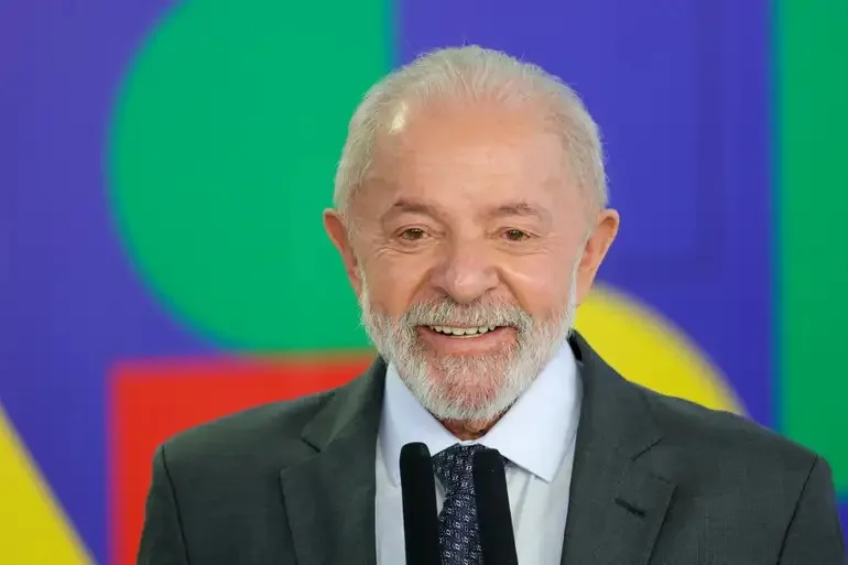 Lula zera “taxa das blusinhas” para compras online de até US$ 50