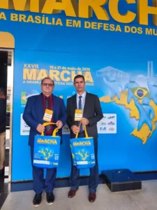 Prefeito Marcos Freitas e vice Moizés Leal participam da abertura da Marcha dos Prefeitos em Brasília