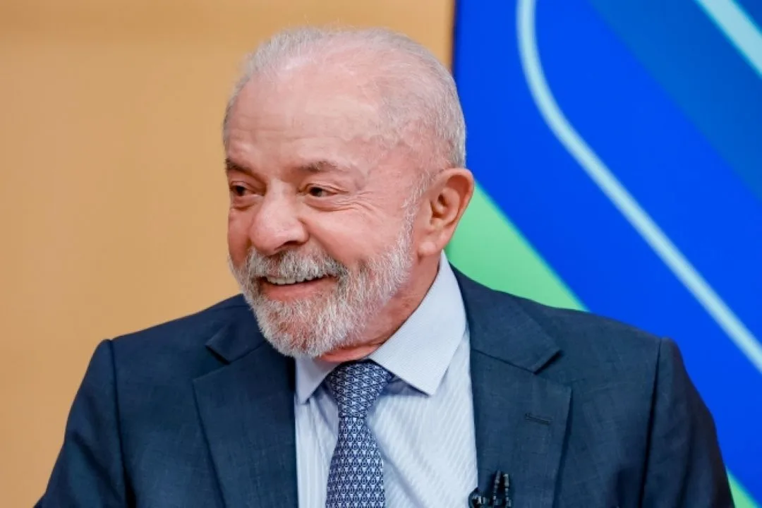 Avaliação do governo Lula segue negativa, mas tem melhora