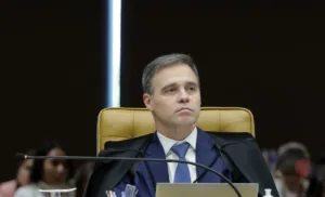 André Mendonça será relator de pedido de investigação sobre o filme “Dark Horse”