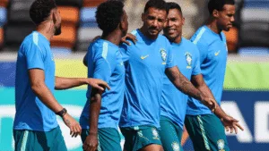 Seleção Brasileira faz último treino antes do jogo contra o Japão