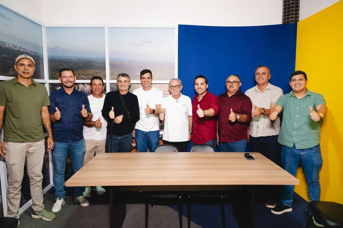 Prefeito de Alcantil redefine alianças para 2026 e anuncia nova composição política