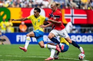 Brasil perde para Noruega e dá adeus à Copa após derrota por 2 a 1