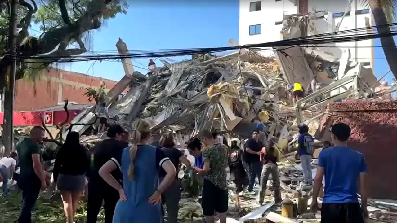 Terremoto de magnitude 7,4 deixa 111 mortos e 87 feridos na Colômbia