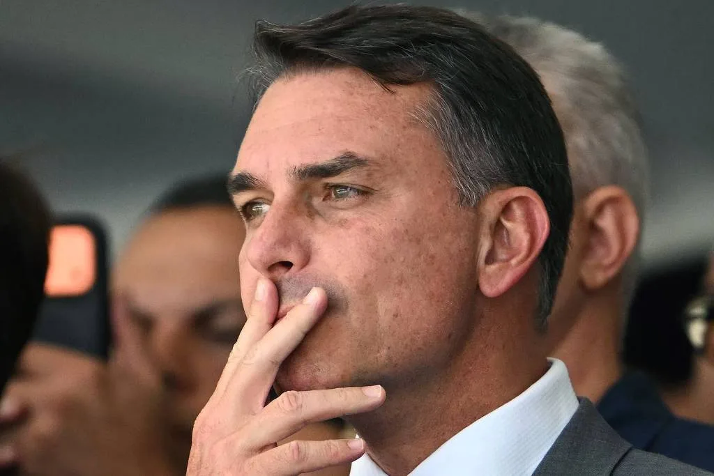 CNBB nega envolvimento em fake news e reage a acusação de Flávio