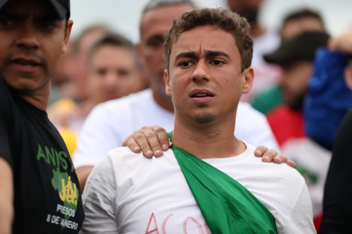 Nikolas admite que postou laudo falso da PF, mas diz que apagou logo depois