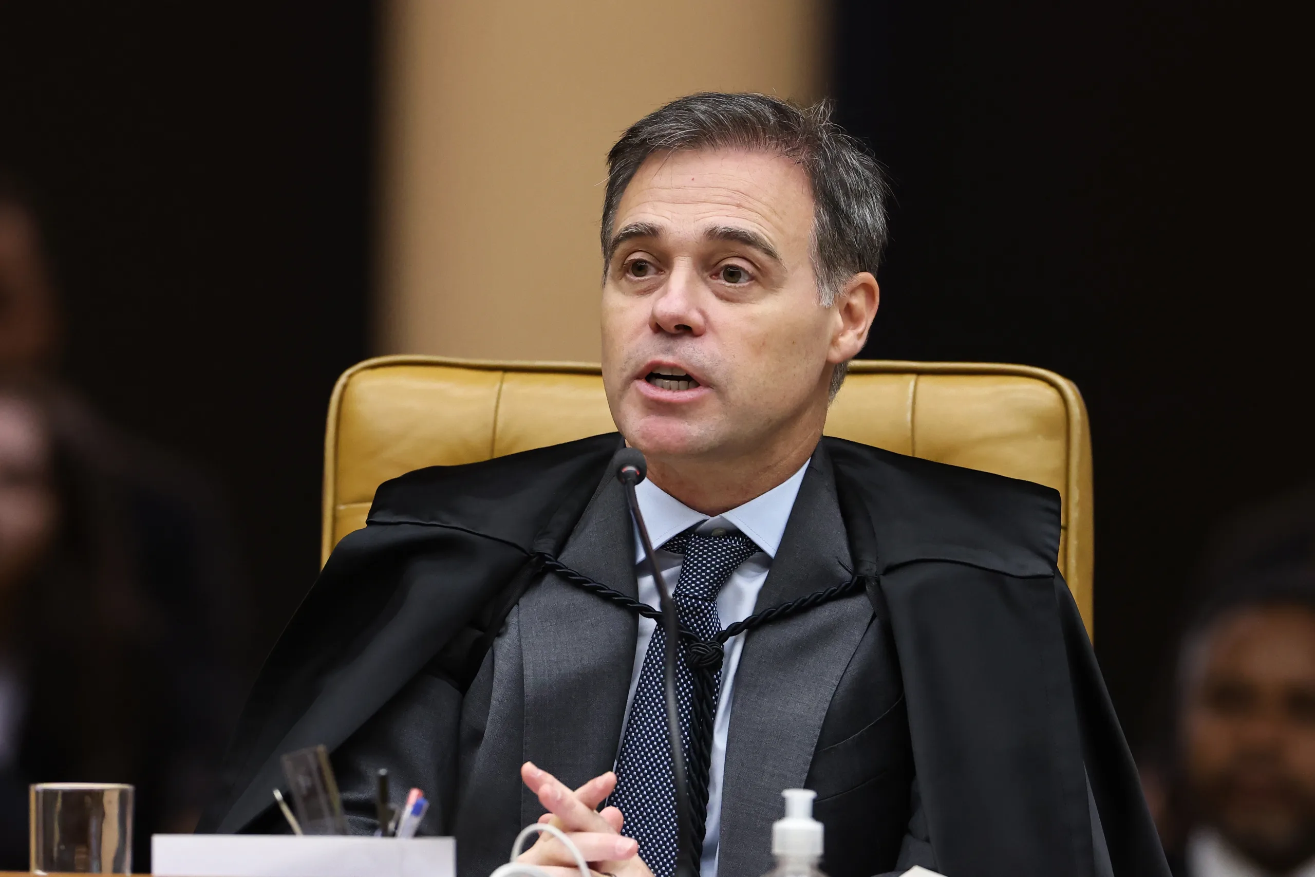 André Mendonça rejeita ação contra aumento do Bolsa Família