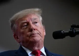 Trump diz que conversará com Lula e que petista lhe pediu para não tomar lado