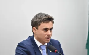 TSE manda Nikolas apagar vídeo contra fala de Lula sobre “toque” em mulheres