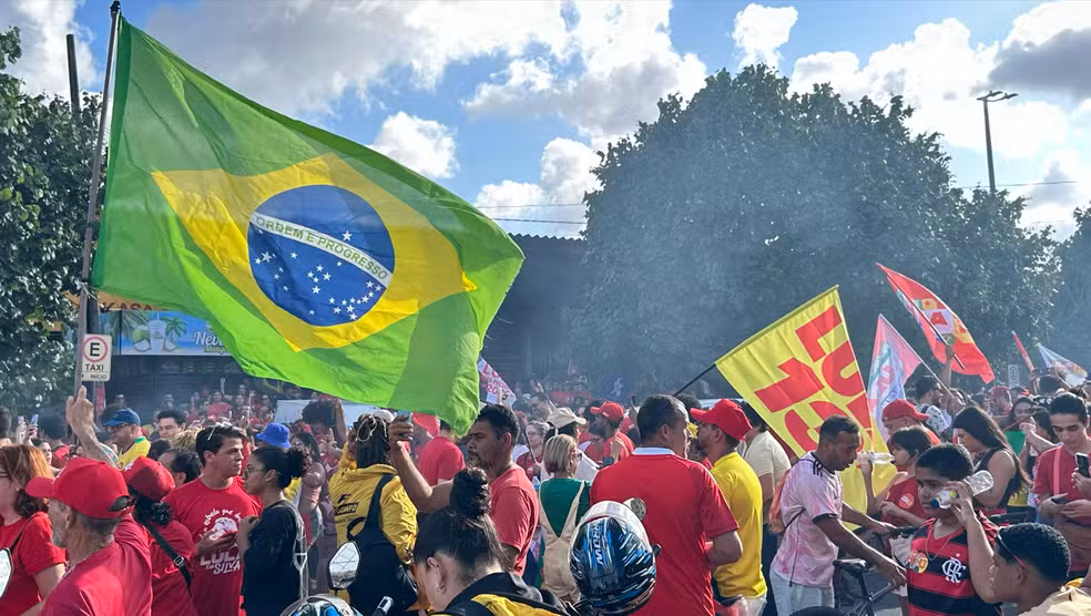 Ato em apoio a Lula reúne apoiadores em João Pessoa
