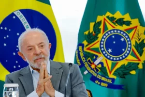 Lula protocola quebra de sigilo bancário no TSE e STF